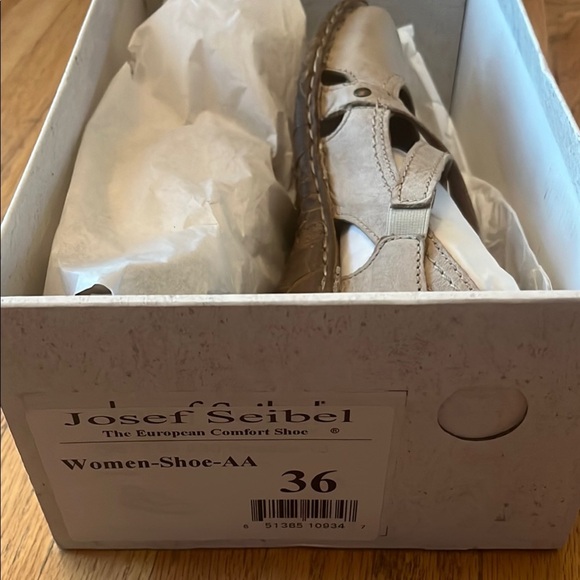 Josef Seibel Tan Rosalie Flats Comfortable Loafers - Picture 5 of 5